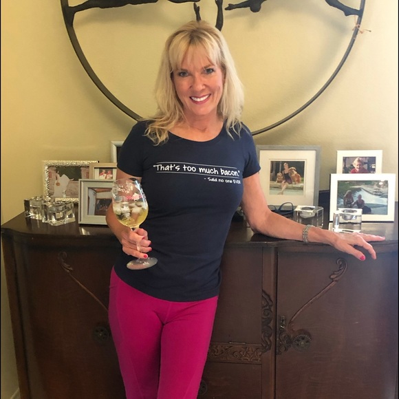 Meet your Posher, Jennifer - Picture 3 of 4